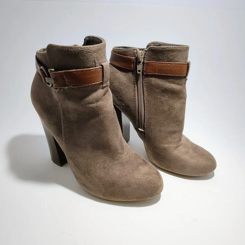 Bamboo Women's Size 5 1/2 Suede High‎ Heel Ankle Zip Boots